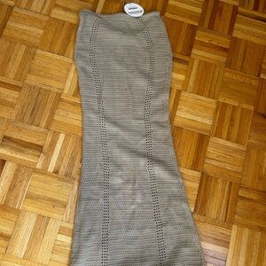 Chic Beige Knit Maxi Skirt